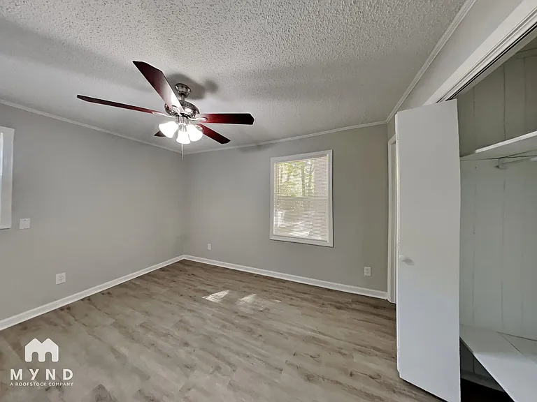 116 Barbee Rd SW — Photo 7