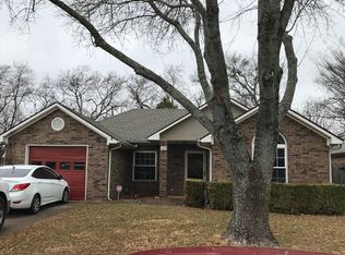 107 Marvin Gdns, Waxahachie, TX 75165
