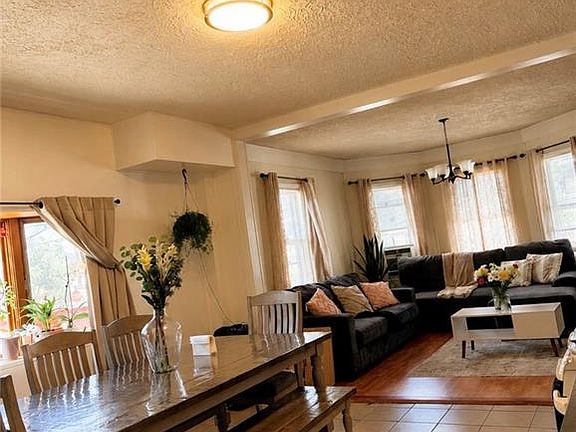 2nd image of 6 Fowler St