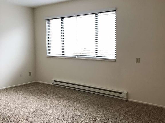 3rd image of 3107 Palm Ct #7