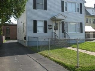13 Dwight St, New Britain, CT 06051