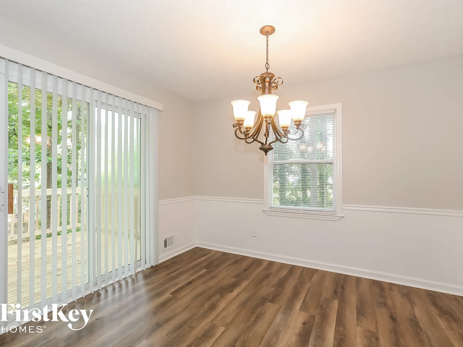 4 bed, 3.0 bath, 1923 sqft, $1,795 — Photo 4