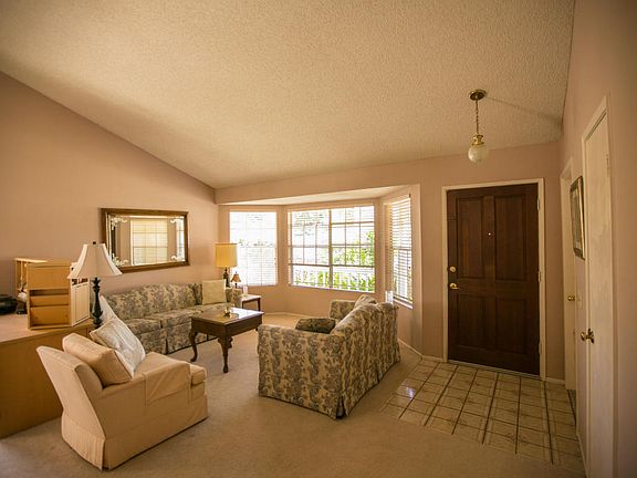 3rd image of 9922 Cheyenne Cir
