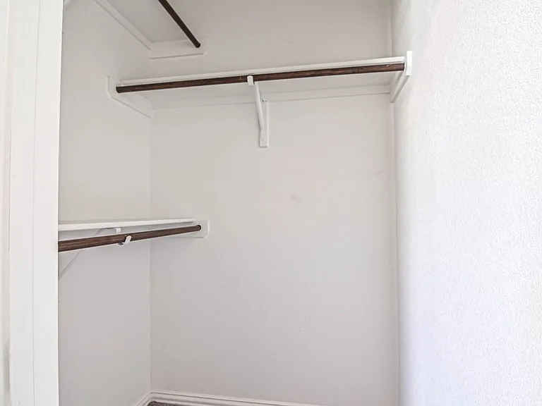2323 Vista Ridge Rd — Photo 11