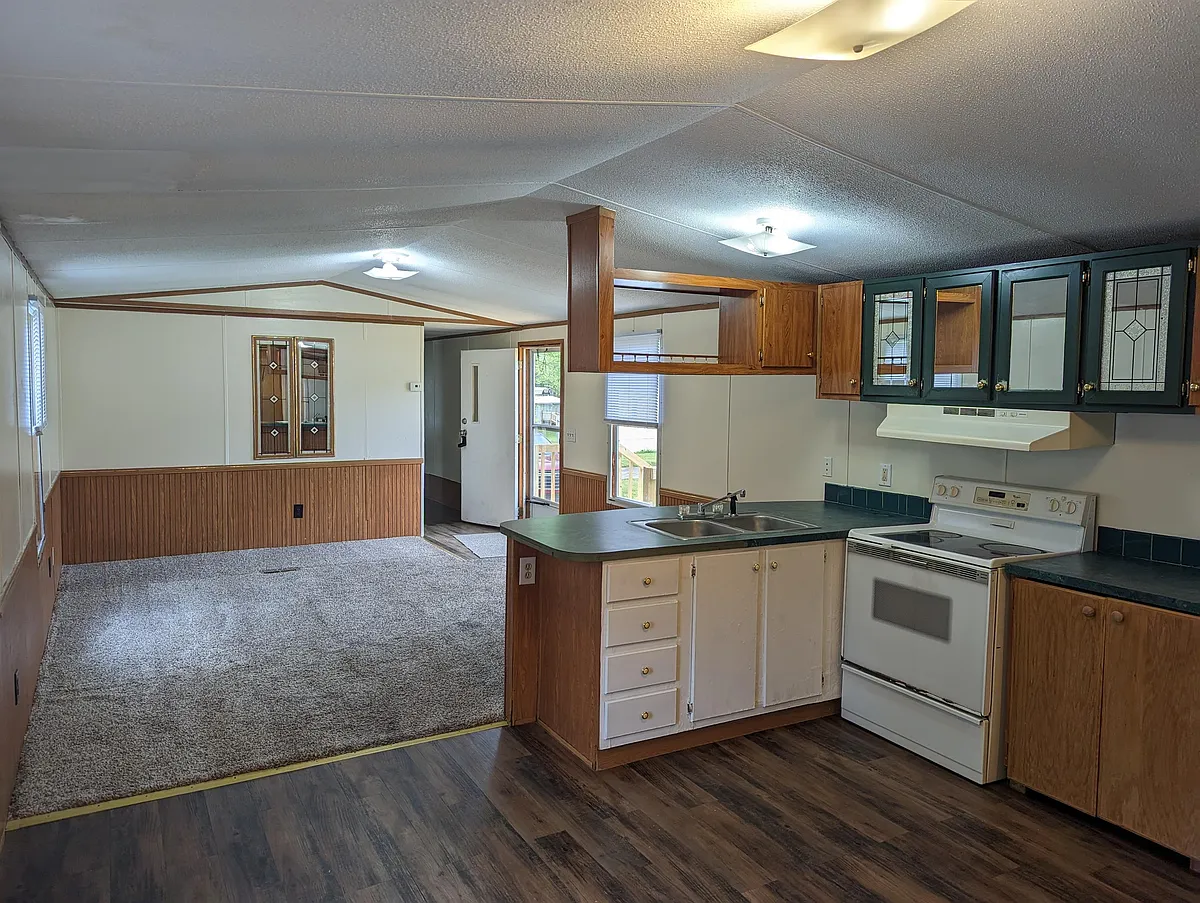 Building Photo - 19 Ransdell Ln
