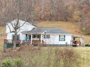 60 Appleton Rd, Elkview, WV 25071