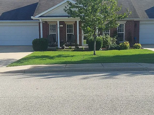 747 Embassy Pkwy, Mountain Home, AR 72653