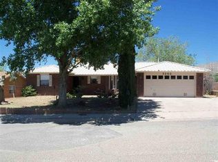 3203 Thunder Rd, Alamogordo, NM 88310