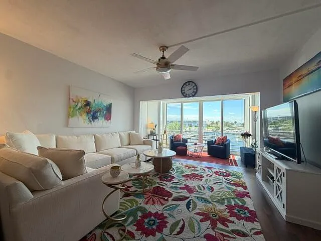 29 Yacht Club Dr #306 — Photo 5