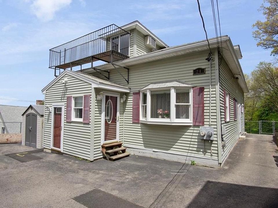 24 Logee St FLOOR 2, Woonsocket, RI 02895 Zillow