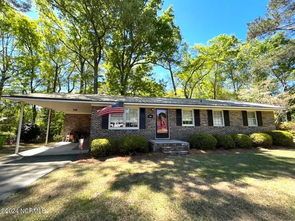 1612 Summerhouse Street, Elizabethtown, NC 28337