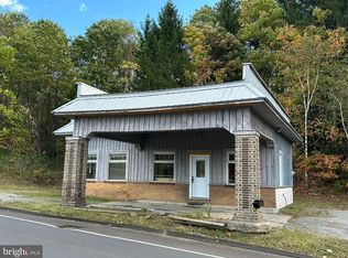 107 E Sycamore St, Snow Shoe, PA 16874