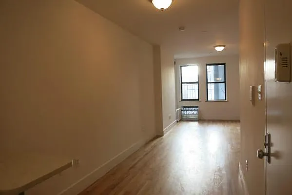 Rented by Manhattan Best Realty, Inc. | media 18