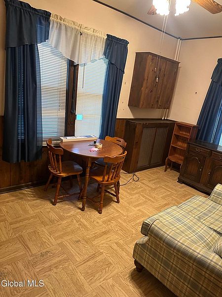 4th image of 484 Delaware Avenue