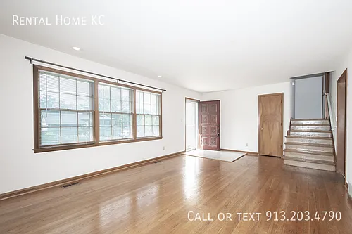9151 Somerset Dr — Photo 7