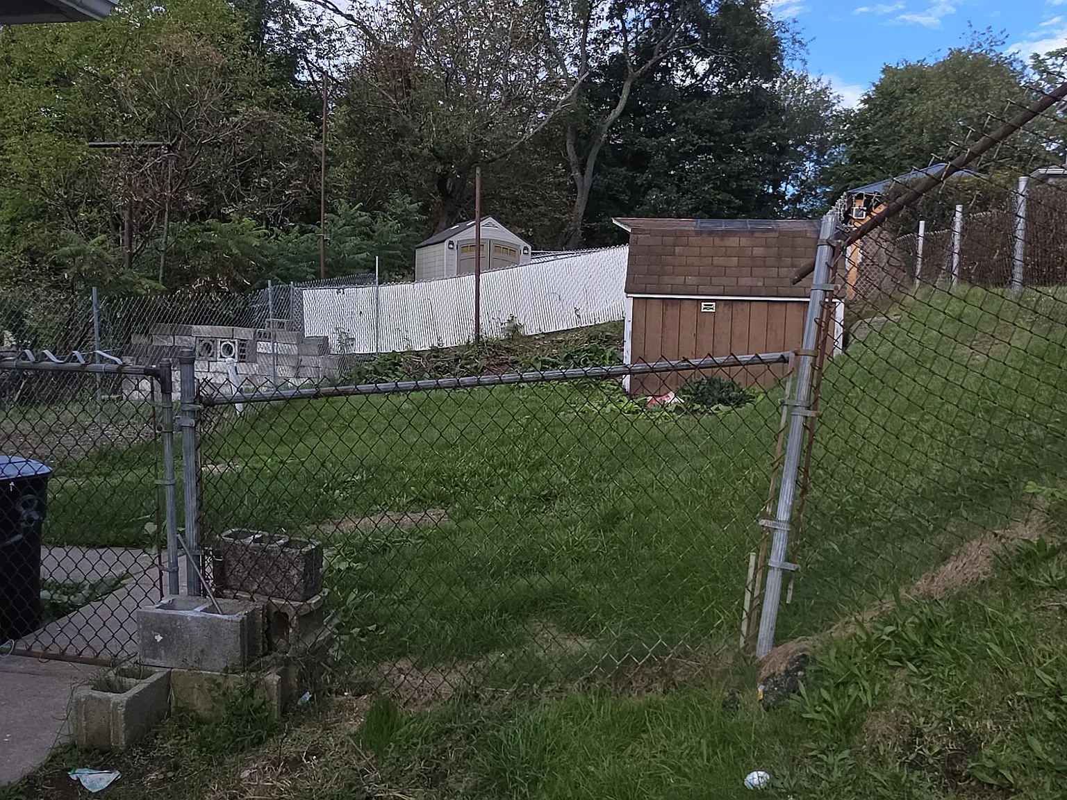 3 bed, 1400 sqft, $1,650 — Photo 4