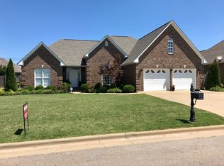 106 Aidan Ln, Muscle Shoals, AL 35661
