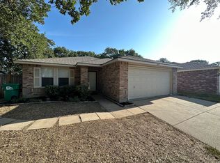 8005 Montecito Dr, Denton, TX 76210