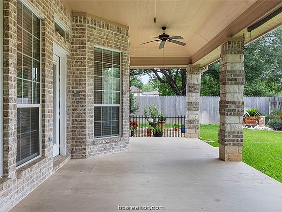 4th image of 5202 Bloomsbury Way