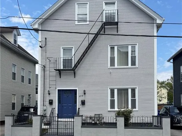 69 Centre St, Pawtucket, RI 02860