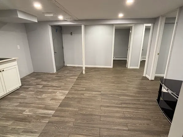 (undisclosed Address), Bethpage, NY 11714