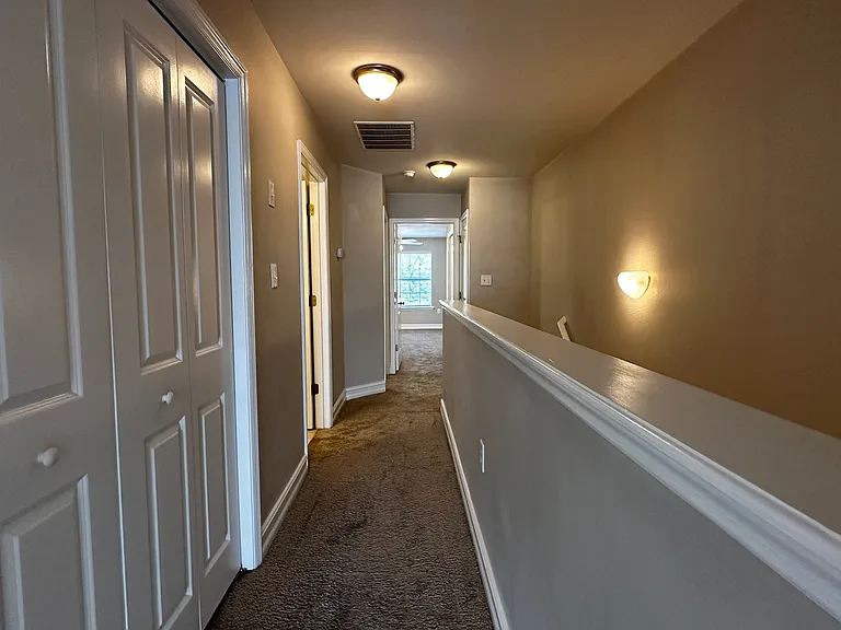 1505 Crescent Hills Dr — Photo 9