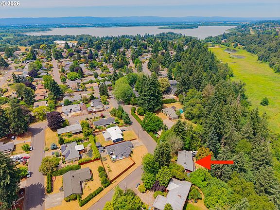 3rd image of 6210 NW Bernie Dr