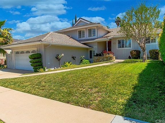 3rd image of 5638 Lake Lindero Dr