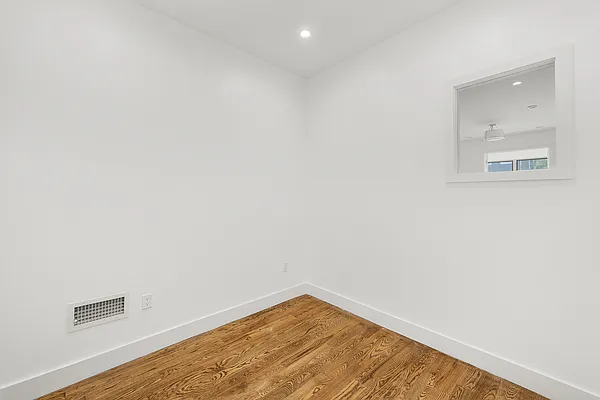 Rented by Brown Harris Stevens | media 13