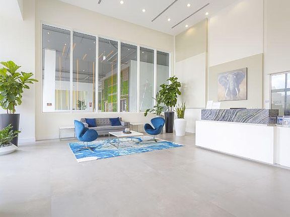 3rd image of 73 NE 14th St #1817