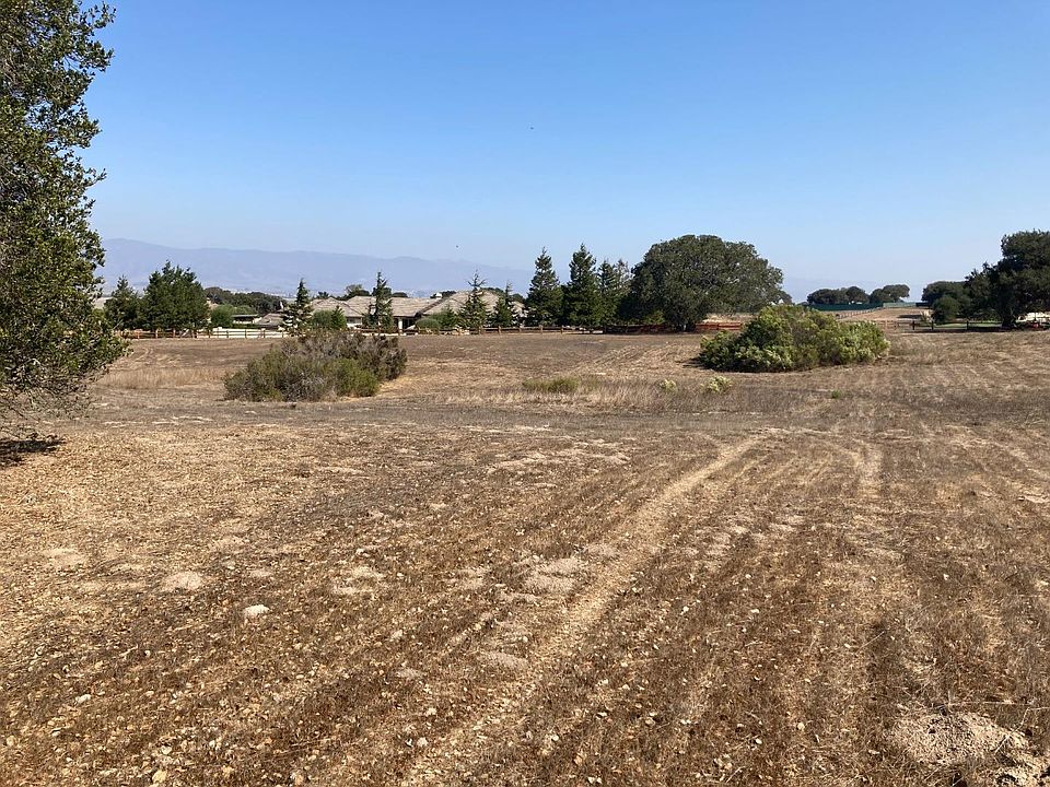 2nd image of 23507 Belmont Cir
