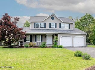 155 Ridgeway Dr, Lewisburg, PA 17837