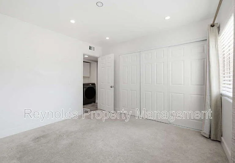 633 R Ave #35 — Photo 14