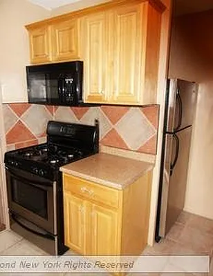 Sold by Bond New York | media 45