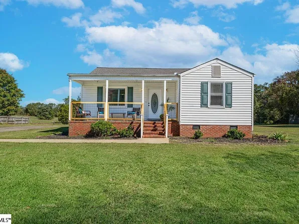 1188 Holly Springs Rd, Lyman, SC 29365