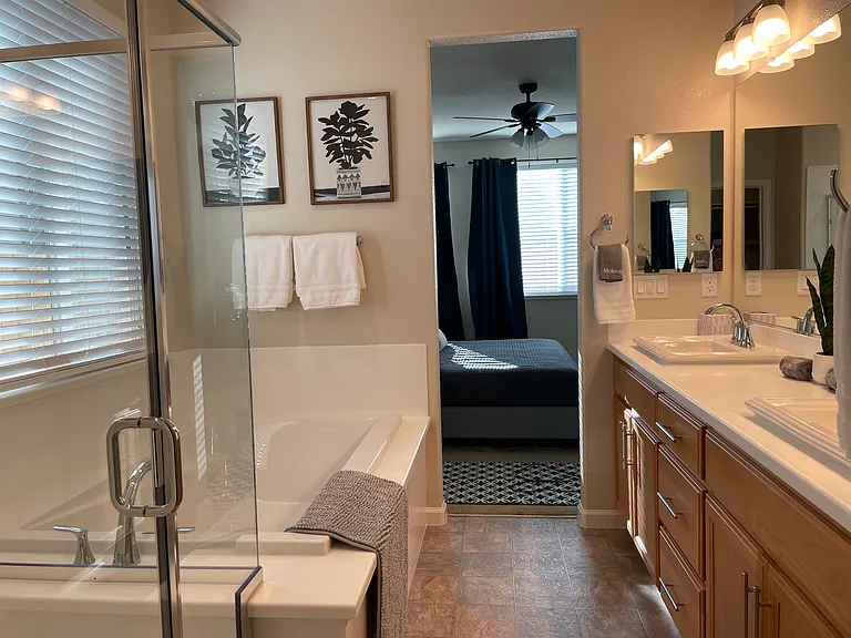 2021 Melody Ln — Photo 9