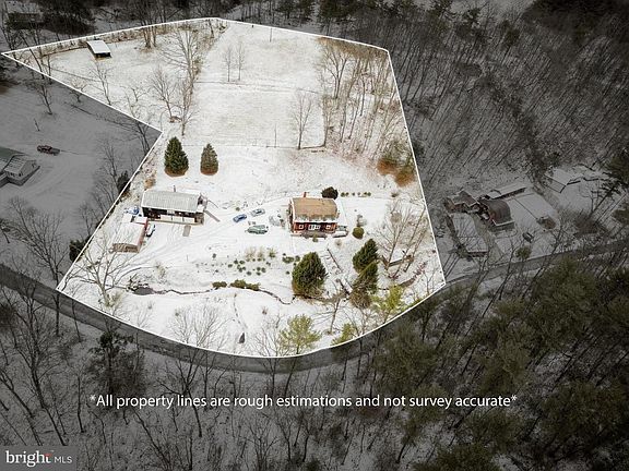 3rd image of 12522 Bakers Hollow Rd