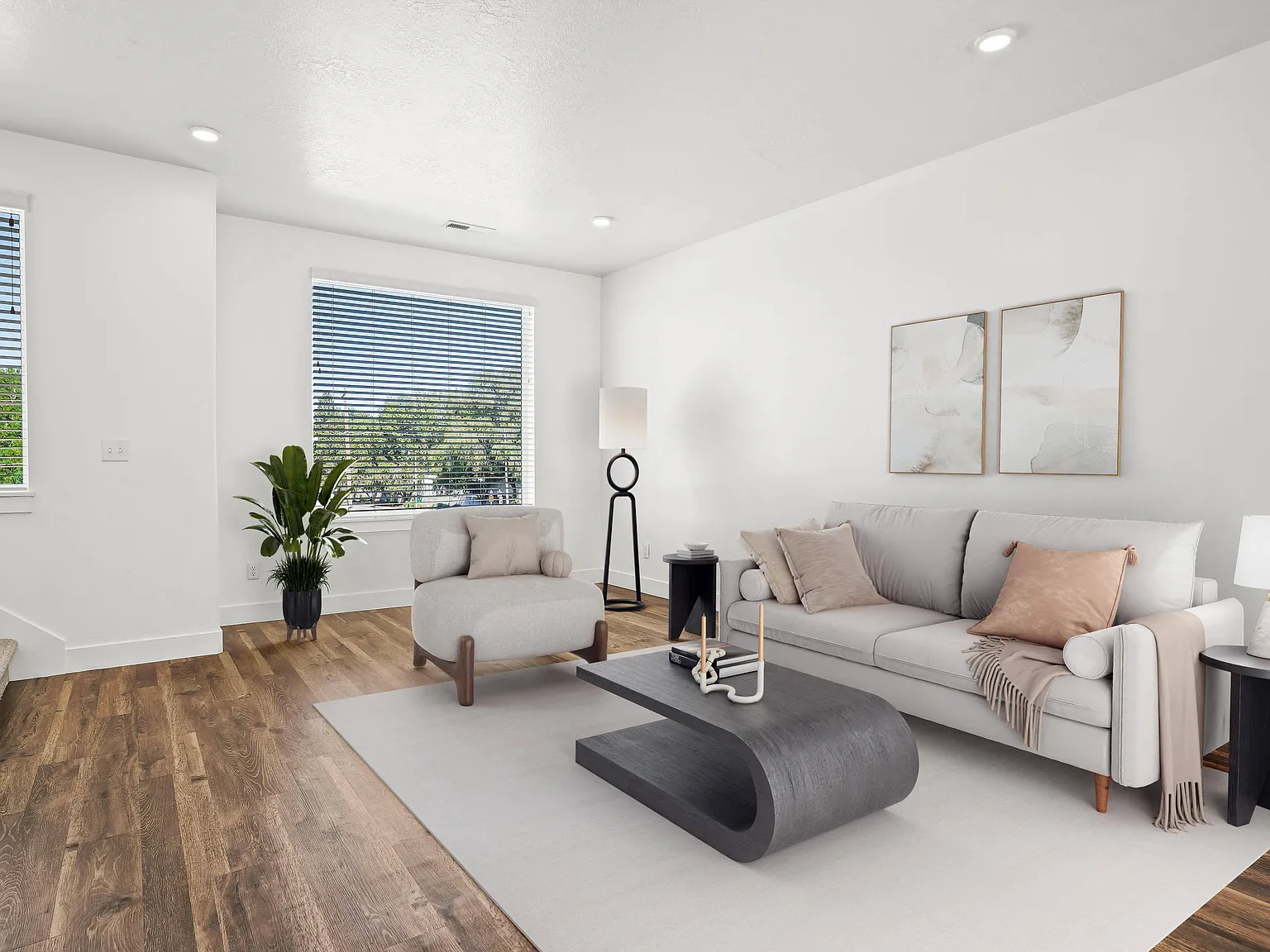 Aero Luxury Townhomes — Photo 2