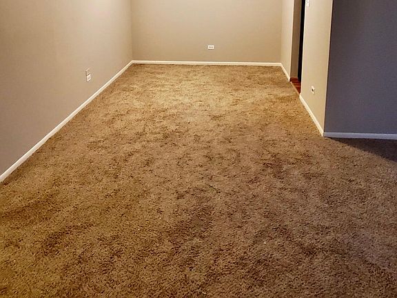 5th image of 930 E Tower Ct Floor 2