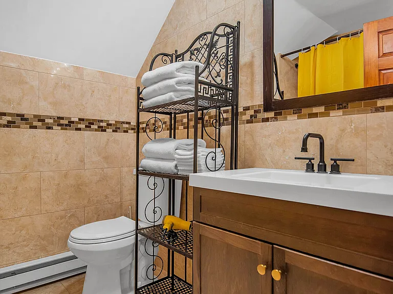 31 Canner St #3 — Photo 8