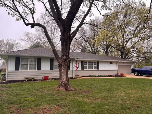 4201 W 98th Ter, Overland Park, KS 66207