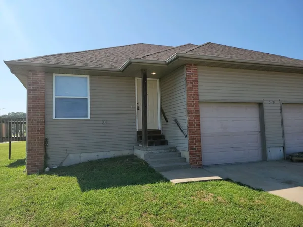 409B N Comanche, Clever, MO 65631