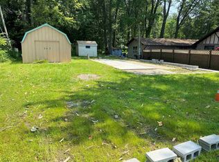 56 Ems B1a Ln, Leesburg, IN 46538