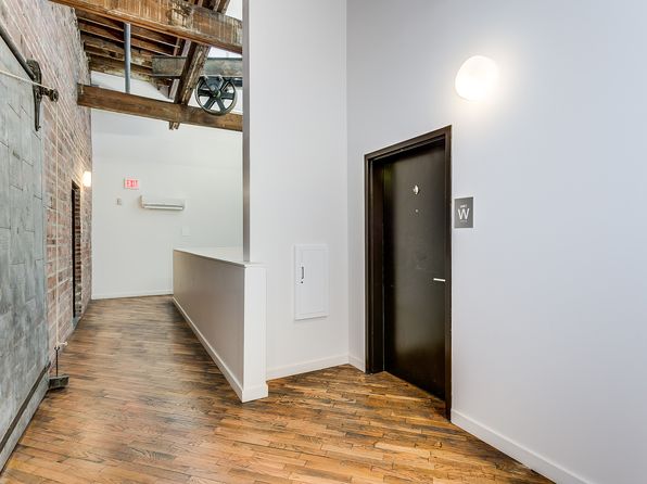 520 S Commerce St #W