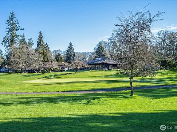 5th image of 8401 Amber Drive SW