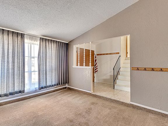 5th image of 5708 Creston Ave