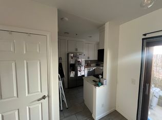 260 Victoria St APT D3, Costa Mesa, CA 92627