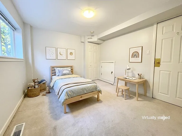 4825 Georgia St — Photo 15