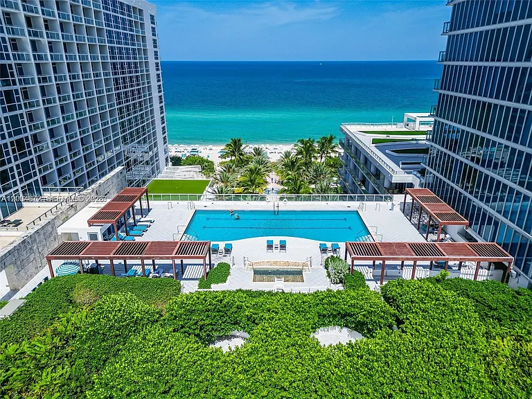 6799 Collins Ave #1602 — Photo 31