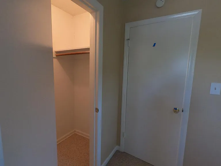 5830 Perry Ln — Photo 27